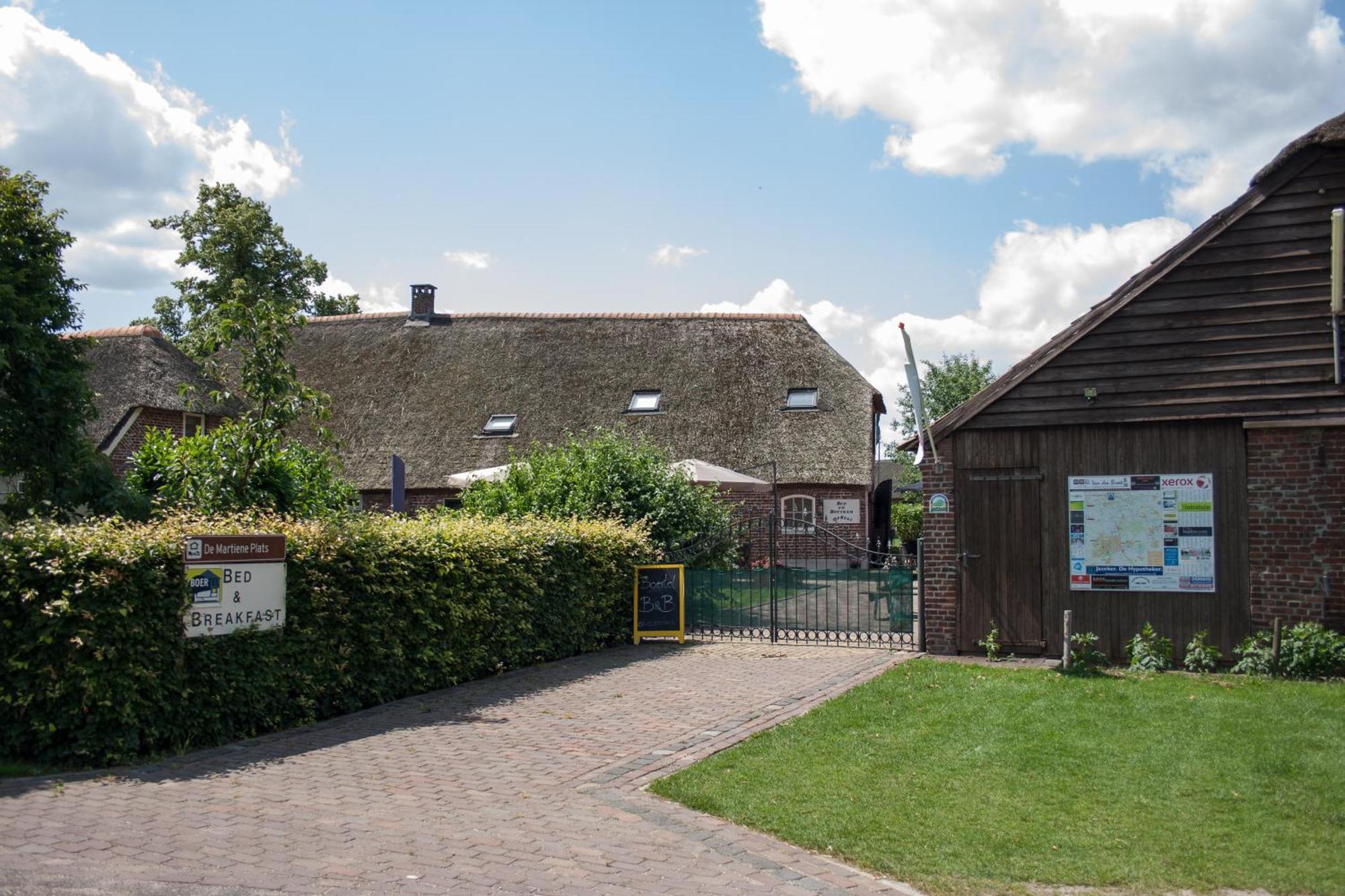 De Martiene Plats - Bed & Breakfast Merselo エクステリア 写真