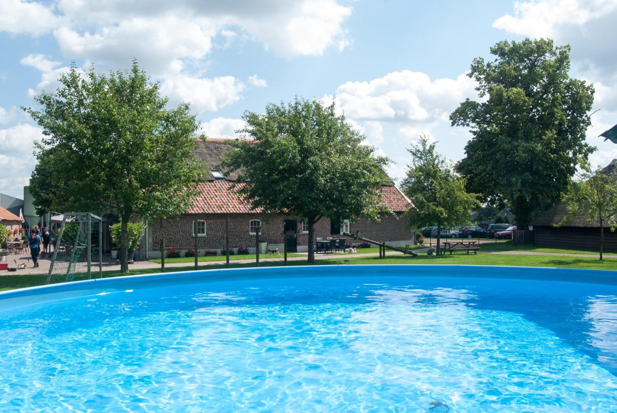 De Martiene Plats - Bed & Breakfast Merselo エクステリア 写真